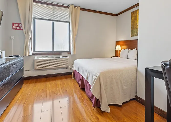 Lic Hotel New York
